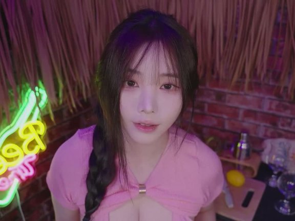 《在线》海滩泳池派对上的秘密卧底 YoonYing ASMR